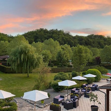 Complexe Les 4 Saisons Hotell Oust Exteriör bild